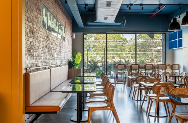 Poptos Cafe