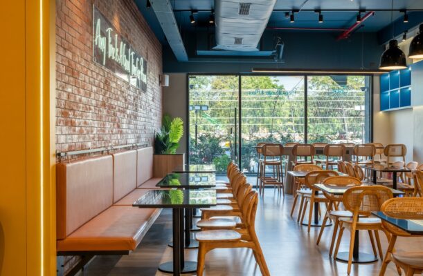 Poptos Cafe
