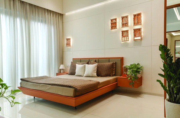 Vihav CBD Showflat